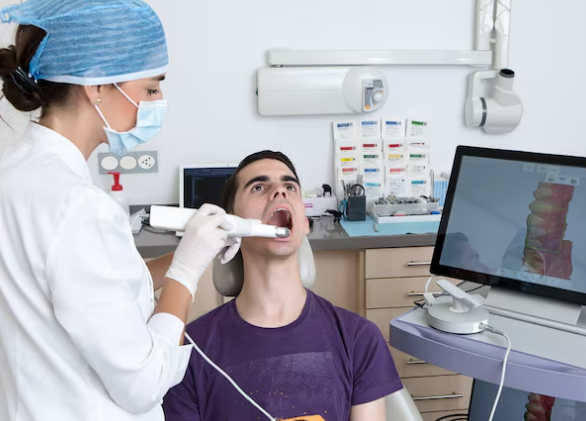 Best Dentist for Oral Cancer Screening in Greater Noida