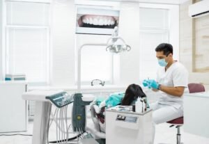 Dental Clinic for Implantation in Noida Extension